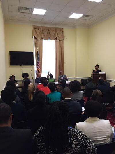 Media Name: CJUgCR4WsAAR3M2.jpg