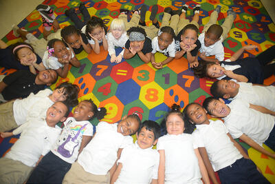 Media Name: kidscircle.jpg