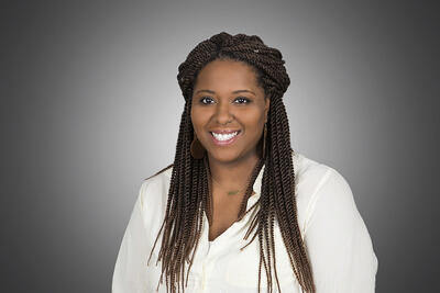 Shaundra Lee